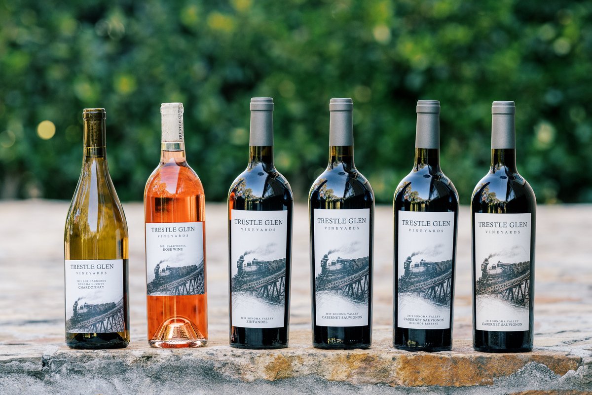 Coming soon: Harvest 2022, shop updates with our new Rose and Chardonnay, and our new Wine Club! Stay tuned!