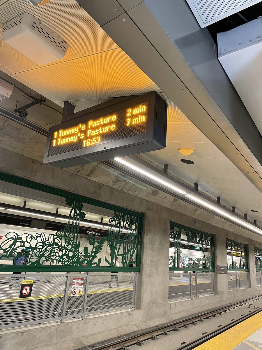 Mackay_Stuart's tweet image. Doing my part in the #OttTransitChallenge2022 by jumping on the LRT to head out to an evening canvass tonight! #SomersetWard