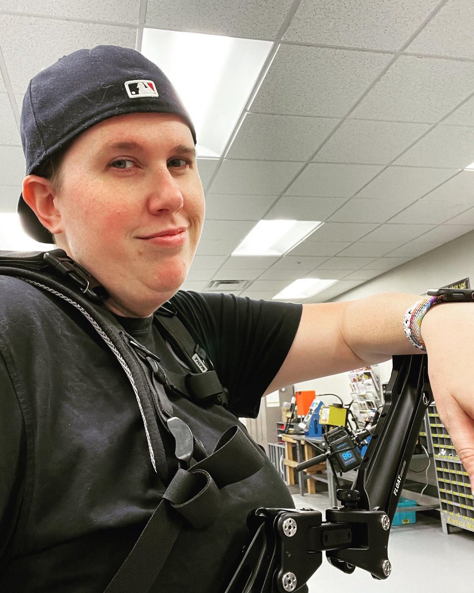 BTrain06's tweet photo. Got to do super cool and fun things at work today. These are the days I enjoy the most. #Tilta #Float #TiltaFloat #BlackMagicCamera #BlackMagicPocket #CameraWork https://t.co/xYKkppBy3T