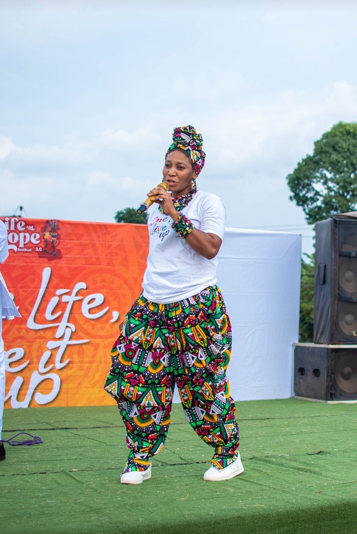 MindsRestored's tweet photo. Appreciation Post... LIFE AND HOPE FESTIVAL 2022(3rd Edition)
This year also makes it 10 years since I started VRM. Thank you @iam_moyosawyer @amosdamilola_ for creating beautiful memories for us through the pictures
#WSPD2022 #hope #SuicidePrevention #lifeandhope https://t.co/8roqzxKy22