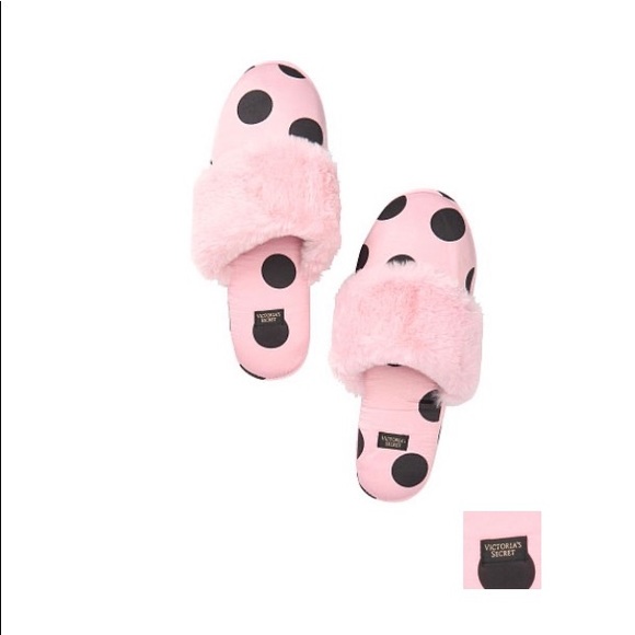 avery_coretta's tweet photo. So good I had to share! Check out all the items I'm loving on @Poshmarkapp from @FabulousLadyLLC #poshmark #fashion #style #shopmycloset #xhilaration #victoriassecret: https://t.co/Hp4ZMBix6Q https://t.co/aMsJjoo22g