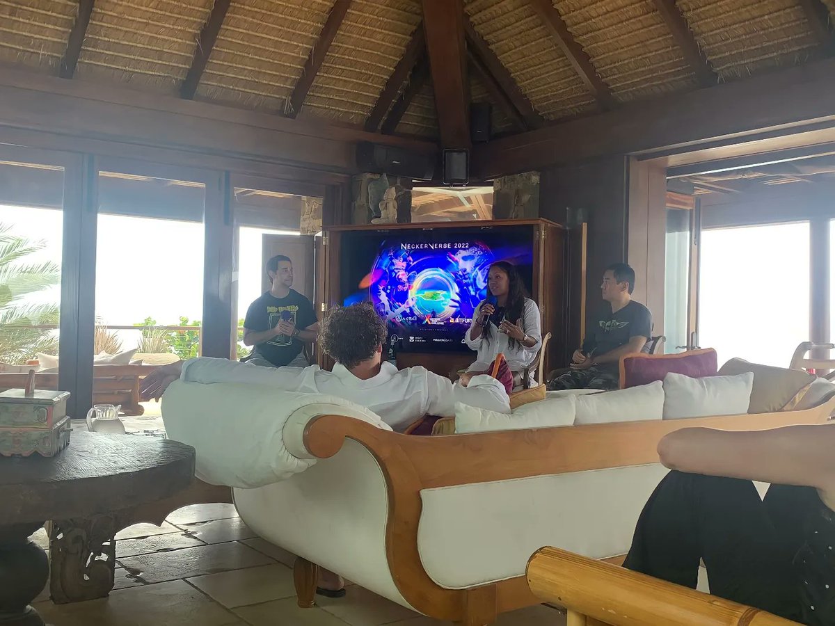 Shontelle_Layne's tweet photo. It was an honor to speak at @BlockchainSum this year. Thanks @ACTAIglobal for another enlightening and exciting experience! 💫
I've been quietly working in web3. Head over to my IG to see what I've been up to. 😌
https://t.co/rvkcR1vU8V
#neckerverse #blockchain #web3 https://t.co/omDsL8wsNw