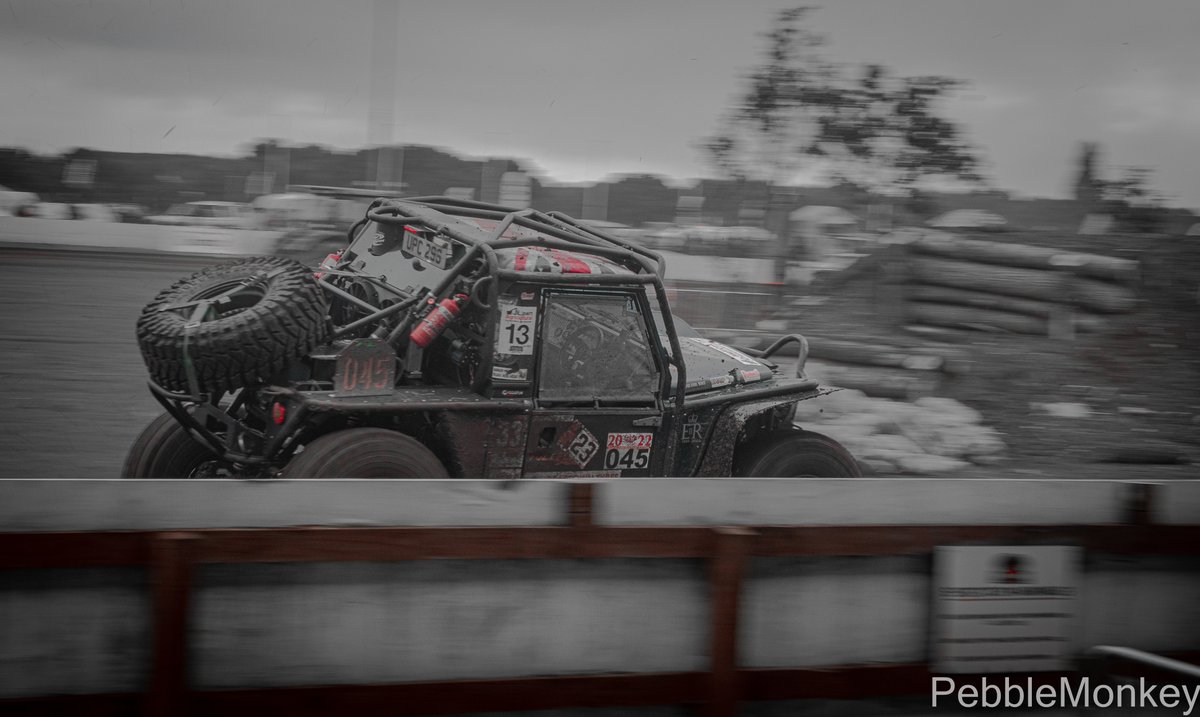 MarkbBentley's tweet photo. #BritPart #LRO #Mudslingger #Landrover @LandRoverOwner https://t.co/Uqyet8jf3l