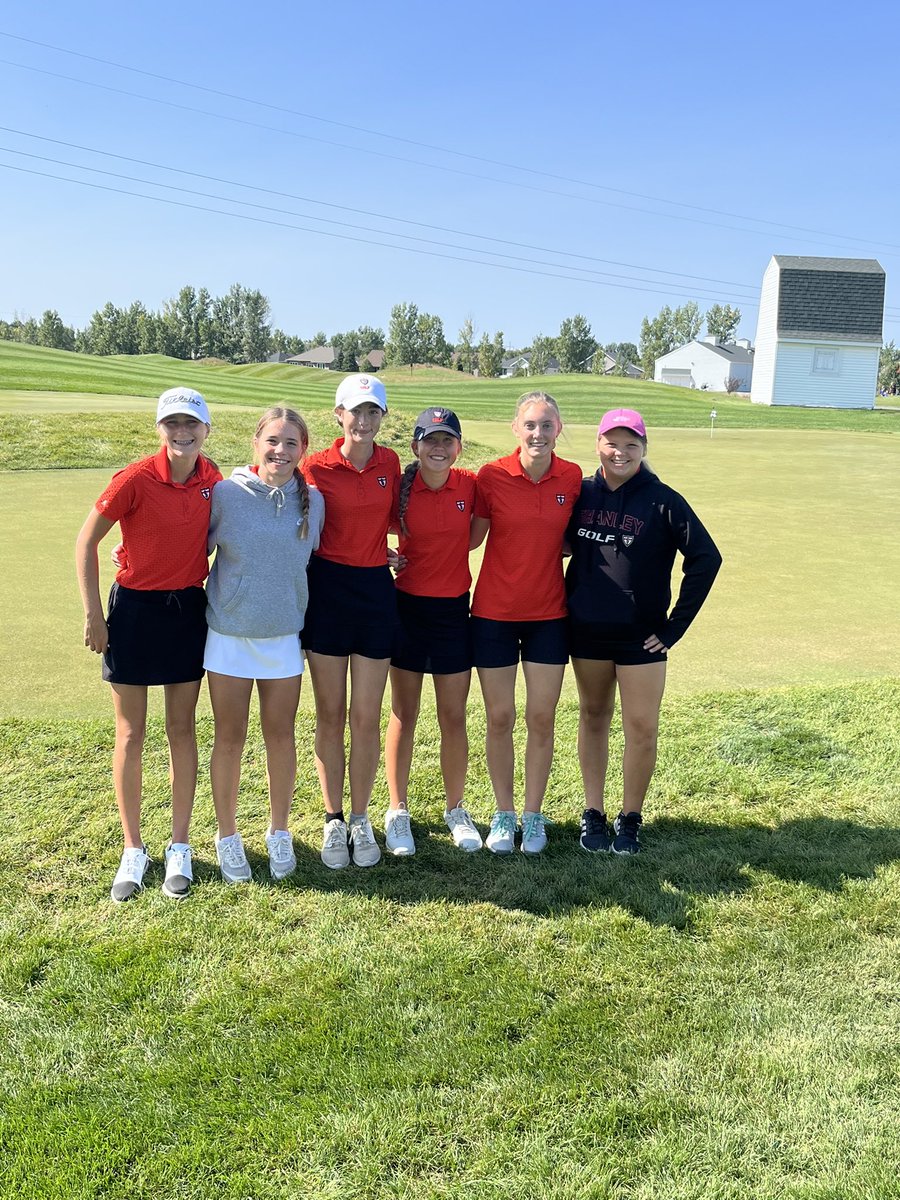 ShanleyGolf's tweet photo. Here was our squad today!
Lots of great playing today from our gals. 1 shot out of 4th place #Izzy #Shay #Bergin #Taylor #Liz #Eliana ⛳️ https://t.co/tHsqDtLV5u