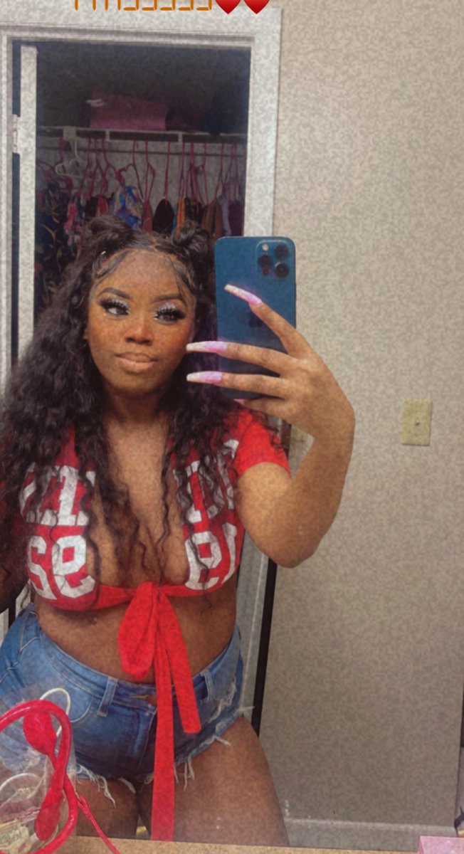 Its__tinyyy's tweet image. Because I didn’t post my birthday pictures on here💞🥰