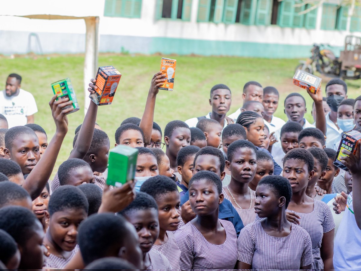 Renewable Energy for Schools Campaign is impacting generations.  #RenewableEnergy #GoGhanaGoRenewable <a href="/EPA_Ghana/">Environmental Protection Authority</a> <a href="/SEIresearch/">Stockholm Environment Institute (SEI)</a> <a href="/350Africa/">350 Africa</a>