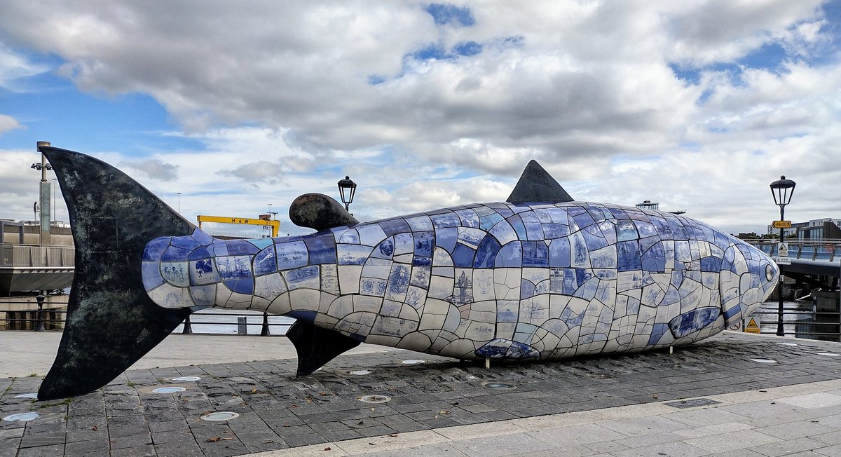 BirtiesBlog's tweet photo. Isn't Belfast brilliant! 😊 @TitanicBelfast @HarlandWolffplc @VisitBelfast @DiscoverNI ☘️ https://t.co/RrL3H9rsZ1