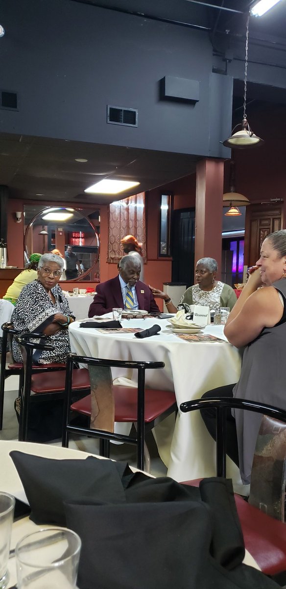 PhillyLegacies's tweet photo. Heroes in the House! 2022 Networking Brunch at #CalabashRestaurant in West Philadelphia ☆ precursor to Oct 9th 7th Annual Philadelphia Legacies Portrait &amp;Community Awards!!! https://t.co/yLnnrRwcBk https://t.co/P9SI5O0JFL