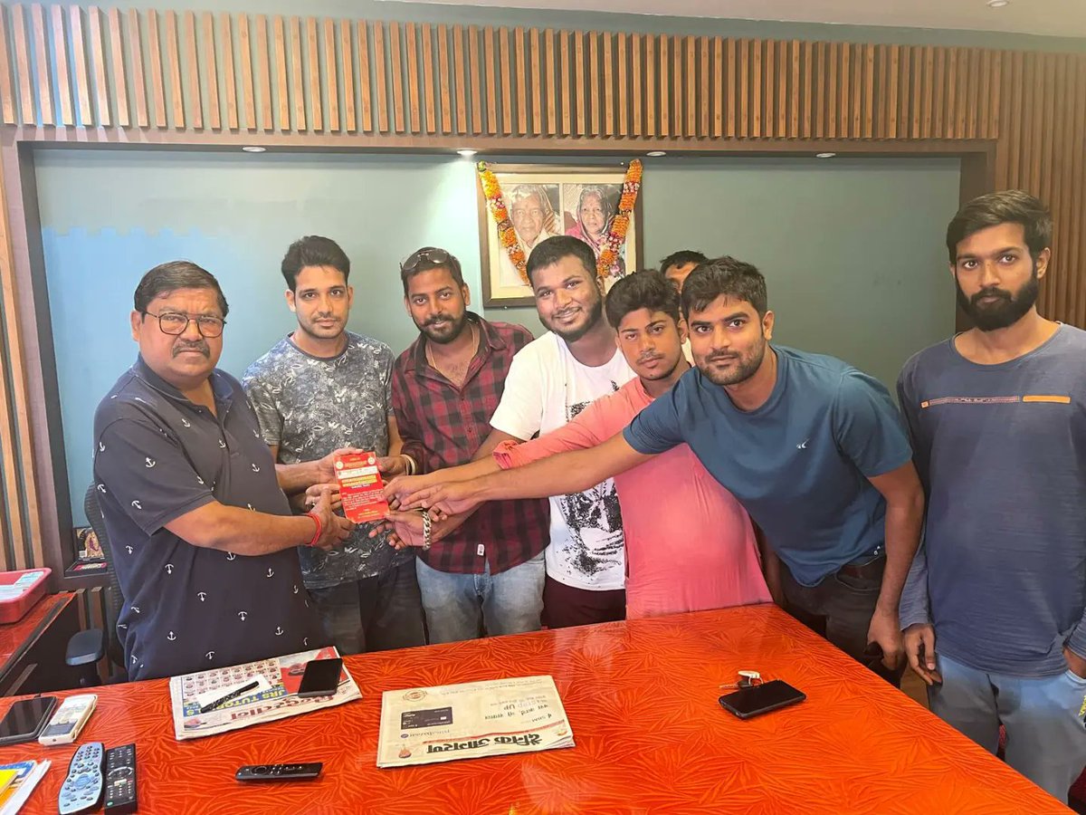 massudrzaakhan's tweet photo. आज सुबह कटिहार के विकास पुरुष, ज़नसेवक माननीय MLC Ashok Kumar Agarwal जी से मुलाकात कर कल #समर्पण की ओर से होने वाले #फ्री_मेडिकल_कैम्प &amp; #ब्लड_Donation_कैम्प के लिए आमंत्रित किया
@Sewaforall_123
#LEO_CLUB
#MAHARANA_PRATAP_SEWA_PARISAD https://t.co/udU4z9FCq3
