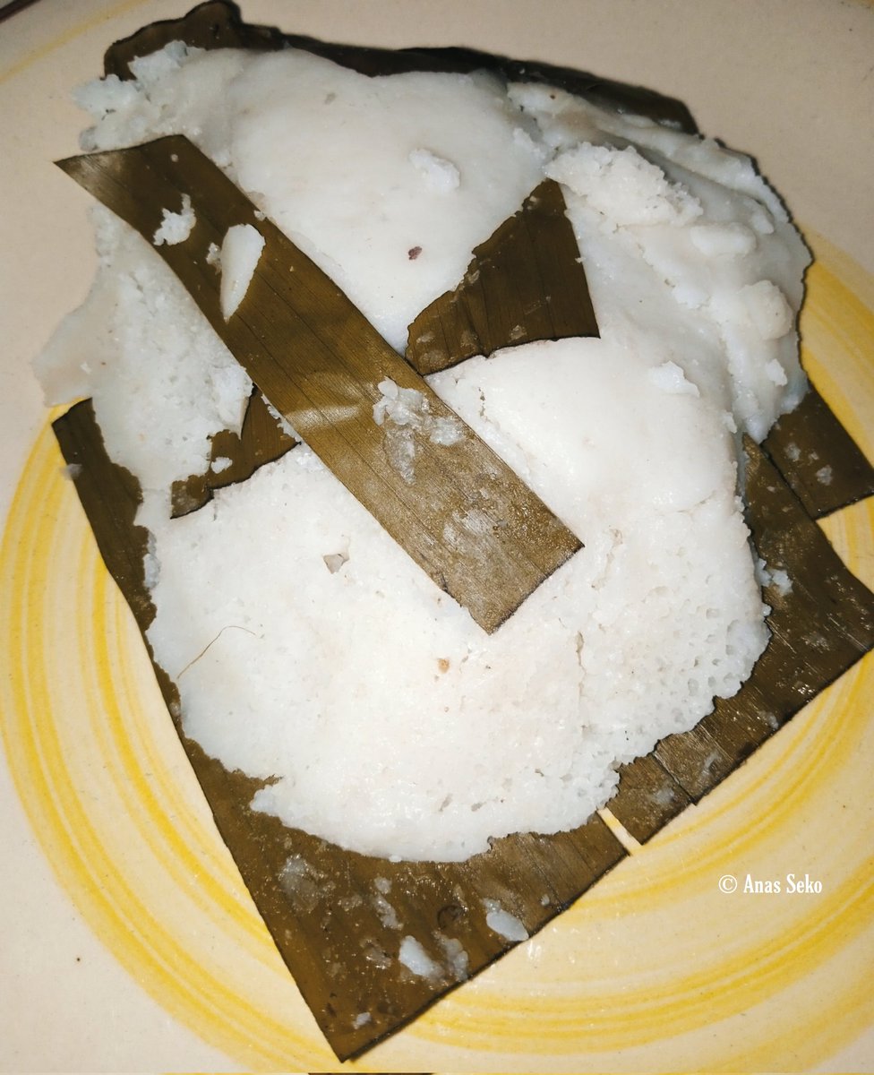 anas_seko229's tweet image. Complexe scolaire Saint Anas Seko de Thérèse

• Sujet d'examen : 

Préférez-vous votre #Ablô tout chaud dans du sachet plastique ou plutôt dans une feuille d'arbre ?

Justifiez votre réponse 

Durée : 5 minutes

#AnasSeko