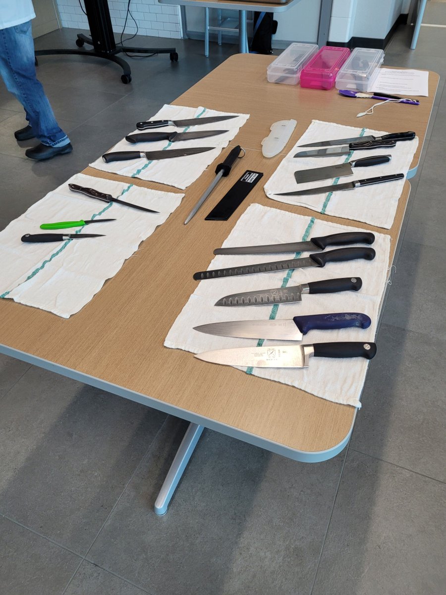 Chef Sara Castillo had another Chef Castillo stop by to train our Culinary Arts students in the art of sharpening knives! @AliefISD @AliefCTE Alief Independent School District @AliefCulinary #OneAlief #ChooseAlief #ACACOneTeam