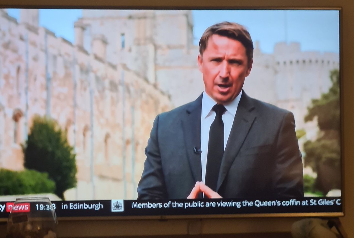 Tins1985's tweet photo. @JonathanPieNews you on sky news now?!🤣 https://t.co/hNi1cHGwrb