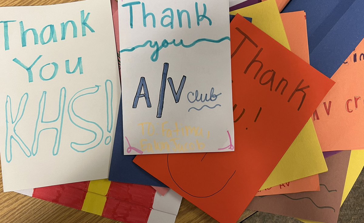 MelRickli's tweet photo. Our @HumbleISD_RMS @HumbleISD_CTE wheel kiddos #REPhard and show their appreciation to @HumbleISD_KHS AV students for sharing all about KHS A/V. Thank you! @nasra_michael 🎥🎞✨ https://t.co/OeVqaeTLlw