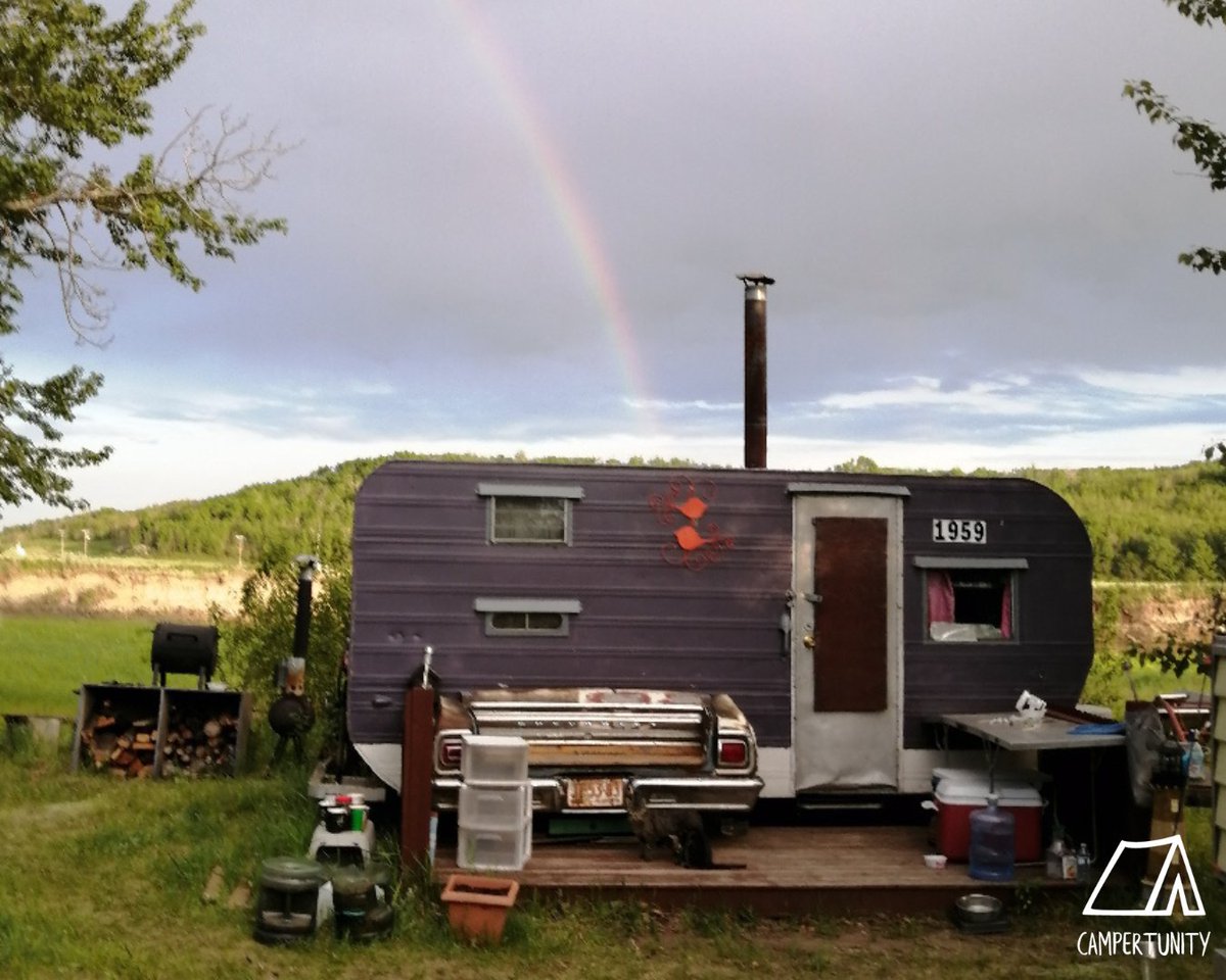 campertunity's tweet image. Somewhere over the rainbow...is a happy camper🌈⁠
⁠
We hope you all had a restful weekend and feel ready to take on a new week! ⁠
⁠
Let's do this!! 😊🧡⛺️

#campertunity #monday #motivation