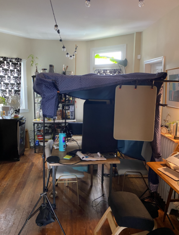 mozilla's tweet photo. When you're hosting a global podcast remotely, you need to get creative.
A behind the scenes look at IRL host @BridgetMarie’s podcasting setup 😆 All Season 6 episodes are now available, so give 'em a listen! #internethealth https://t.co/WkmMD6OSPX https://t.co/lmzzBWry31