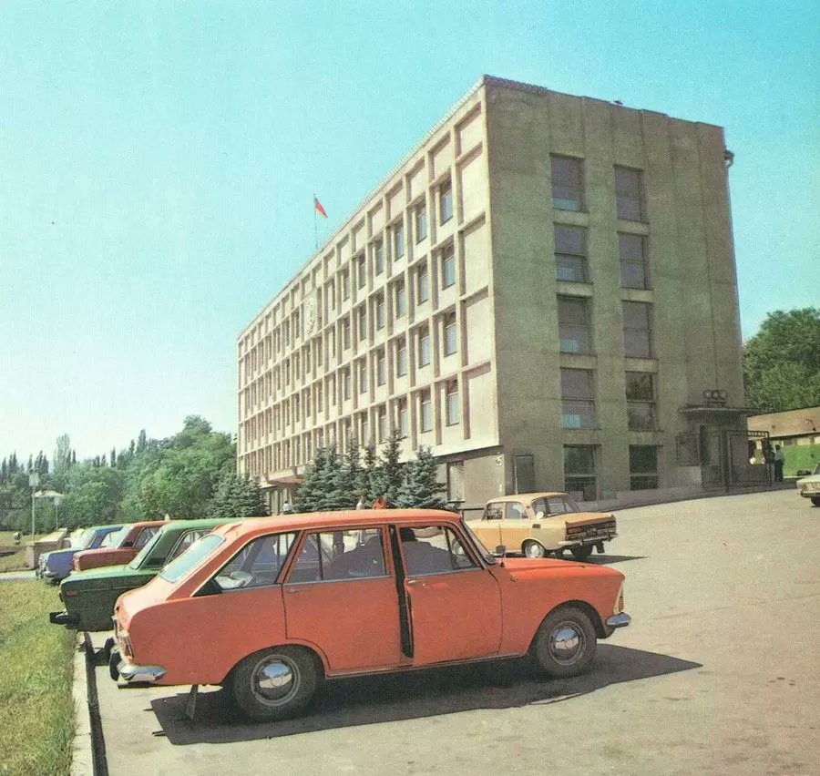 Старые мерседесы 80 х