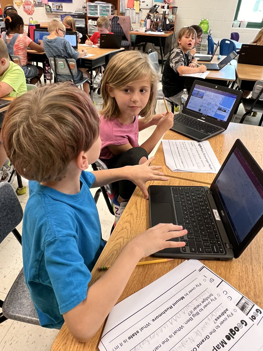heatherldingus's tweet photo. Our 3rd grade @MulberryEagles are mastering digital maps as they locate places around the world and use their cardinal directions to find bridges, roads, etc. on Google Maps. @Milford_Schools https://t.co/uZyCkhffbZ