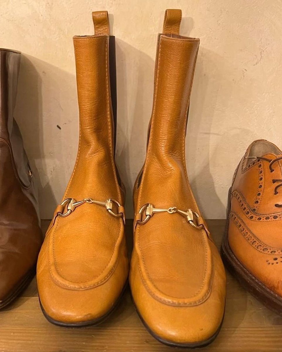 ArbitrageAndy1's tweet photo. Some kid comes into the interview wearing these WYD? 🤔#sledz https://t.co/vI5TxSIju7
