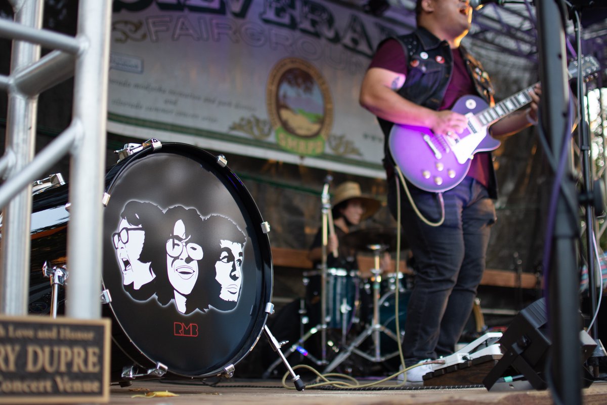 WeAreRMB's tweet photo. Show Thursday 9/15 @ La Santa (Santa Ana)
21+ $5ATD!
We are running out of shirts! claim yours before they're gone! Rock our Merch at show for exclusive stickers!📸@Penguinsperspe1 
Tix linktree https://t.co/K7X6ocf0uJ
 #rockandroll #blues #funk #localartist #indie #music https://t.co/mfEGSaPJgv