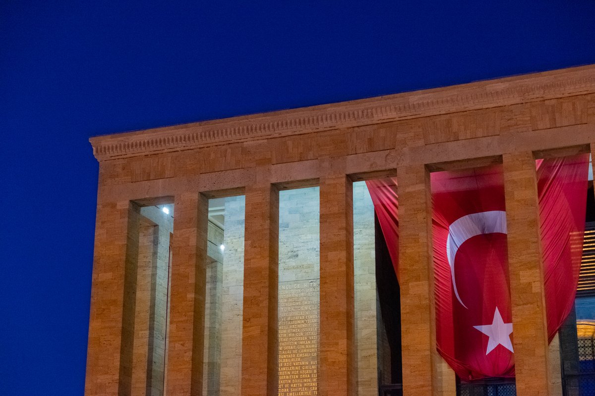 CollectionBety's tweet image. Respect for every time!
MUSTAFA KEMAL ATATÜRK!

#nftart #nft #nftcollector #NFTCollection #NFTGiveaways #NFTs #nftart #NFTProject #NFTartist #nft #OpenSeaNFT #photography #photooftheday #photographers #nightphoto #anıtkabir #love #grade #anıtkabir #Atatürk #mustafakemal