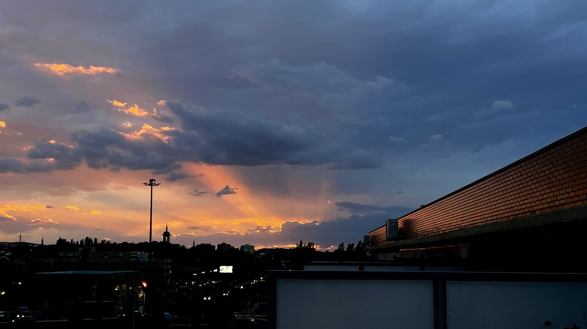 Mismo escenario, 4 cielos, 4 colores, 4 emociones 🌤🌫🌅