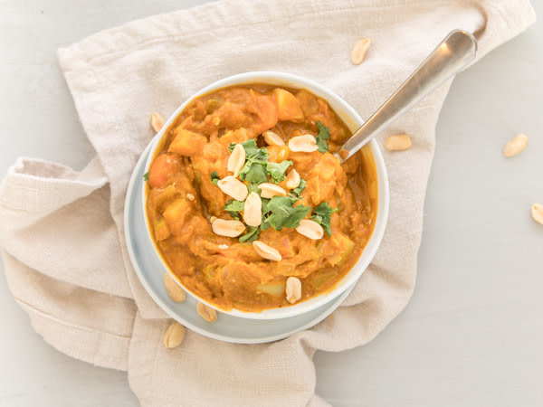 Want to experiment with peanuts? Check out this recipe for African-Style Pumpkin &amp; Peanut Stew by Roberta Duyff, MS, RD, FAND, perfect for fall! eatright.org/food/planning-… 📸 @nnc_tableforone