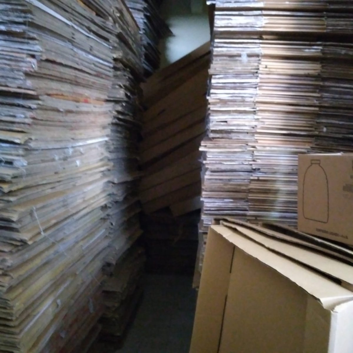 CacadorL's tweet photo. eletrodomésticos: Caixas de Papelão para Mudança 19 9 8407-3337 Camp... https://t.co/eJJuQi1teH 
Marcadores: caixas, caixas de papelão para mudança, caixas de papelão para mudança campinas e região, campinas, campinas e região, mudança, papelão, região https://t.co/SqmCZ0dAaD