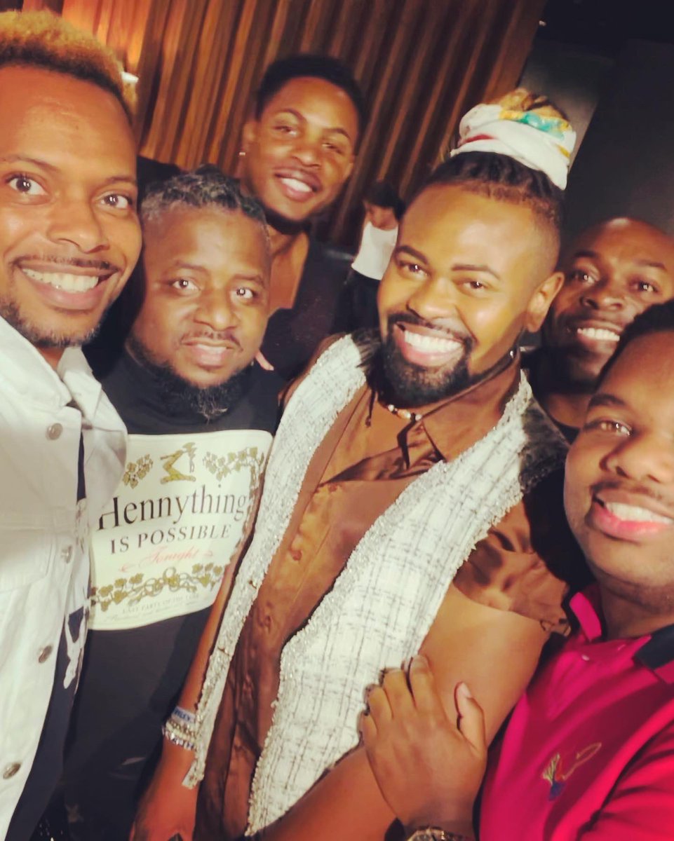 MarckAngel's tweet photo. ATL mini-photo dump.  

#singerdancer #songwriterproducer #lgbtmusic #blackqueer #moviescore #moviepremiere #blackfilm #blackfilmfestival #lgbtfilmfestival #ATLBlackPride #SeraphimAlbum #UpSong #JusticeSong #MarckAngel https://t.co/LqIxSqMEYs