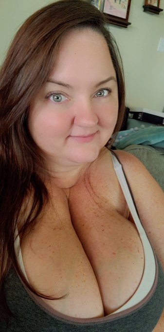 Happy Monday!  Check out my links!  https://t.co/u0cl1HzWiq https://t.co/MBJhTPrspD<a href="/tag/mvsales"class="tags"><span>#mvsales</span></a>