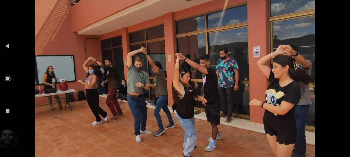 MathSemesters's tweet photo. Join us online today! Info session on our J-term 2023 course offerings - https://t.co/GV4hFwmcXR https://t.co/IIok4aCp4M