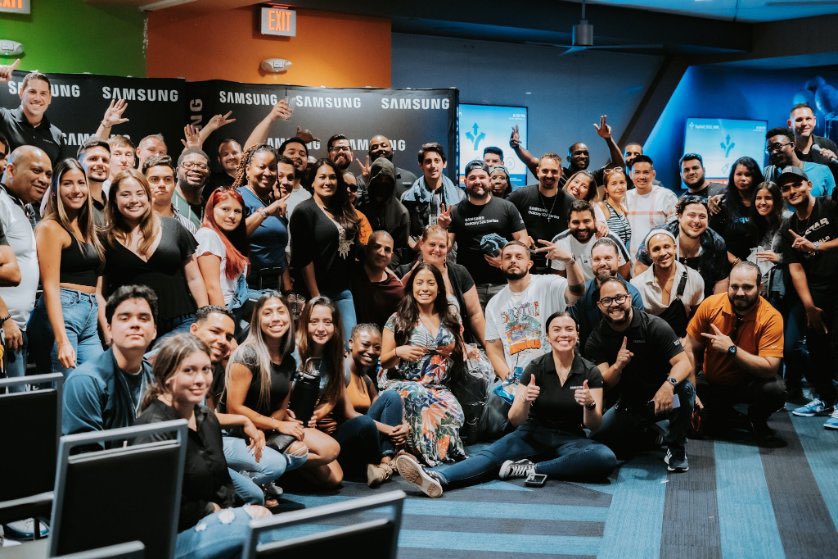 GeorgeDelr's tweet photo. Samsung event at @Topgolf #lifeatatt @One_FLA #Dadeland https://t.co/J82f2ajGob