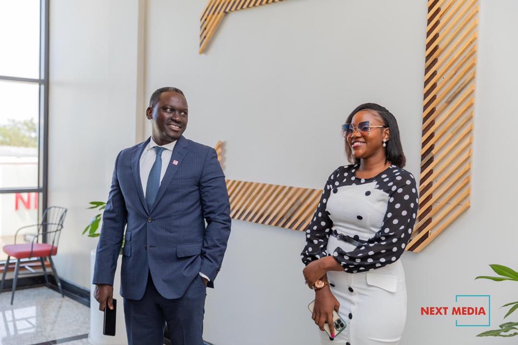 precious_remmie's tweet photo. This gal here is destined for greatness 🥰Congs gal,am so proud of you not even the sky is the limit,Go Smash it.Guys help me congratulate her for for joining the winning team @nextmediaug .She really deserves it#Hardwork#Patience#Newhome#nextmedia https://t.co/uhHM65jUHs