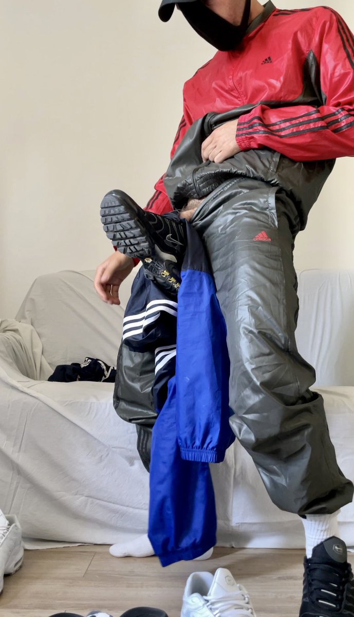NyloNike's tweet photo. Time to fuck in Adidas Cal Surf π€πΌ #adidasboy #adidastrackies #nylontrackies #calsurf #gaytrackies #gaysneakers #gaylad #tnporn https://t.co/nrBovvRaZv https://t.co/jVvAPJ7n69