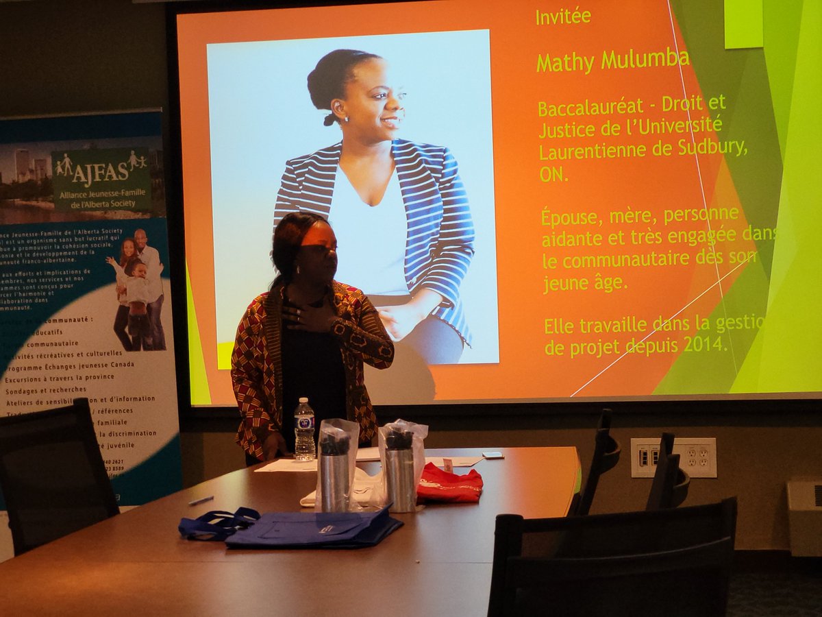JItinerants's tweet photo. Forum de Jamit Jeunes Ambassadeurs Itinérants  le samedi 10 septembre 2022, en la salle Lacerte 3-04 du UAlberta - Campus Saint-Jean, sur l'engagement de jeunes. https://t.co/wcvwAa7vj8