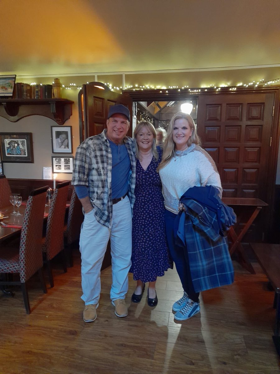 LarryPDonnelly's tweet photo. Very cool that @garthbrooks and @trishayearwood had dinner tonight in my sister-in-law’s restaurant, the @wicklowheather in Laragh. By all accounts - wish I was there! - they couldn’t have been nicer. https://t.co/6gm54ibibM