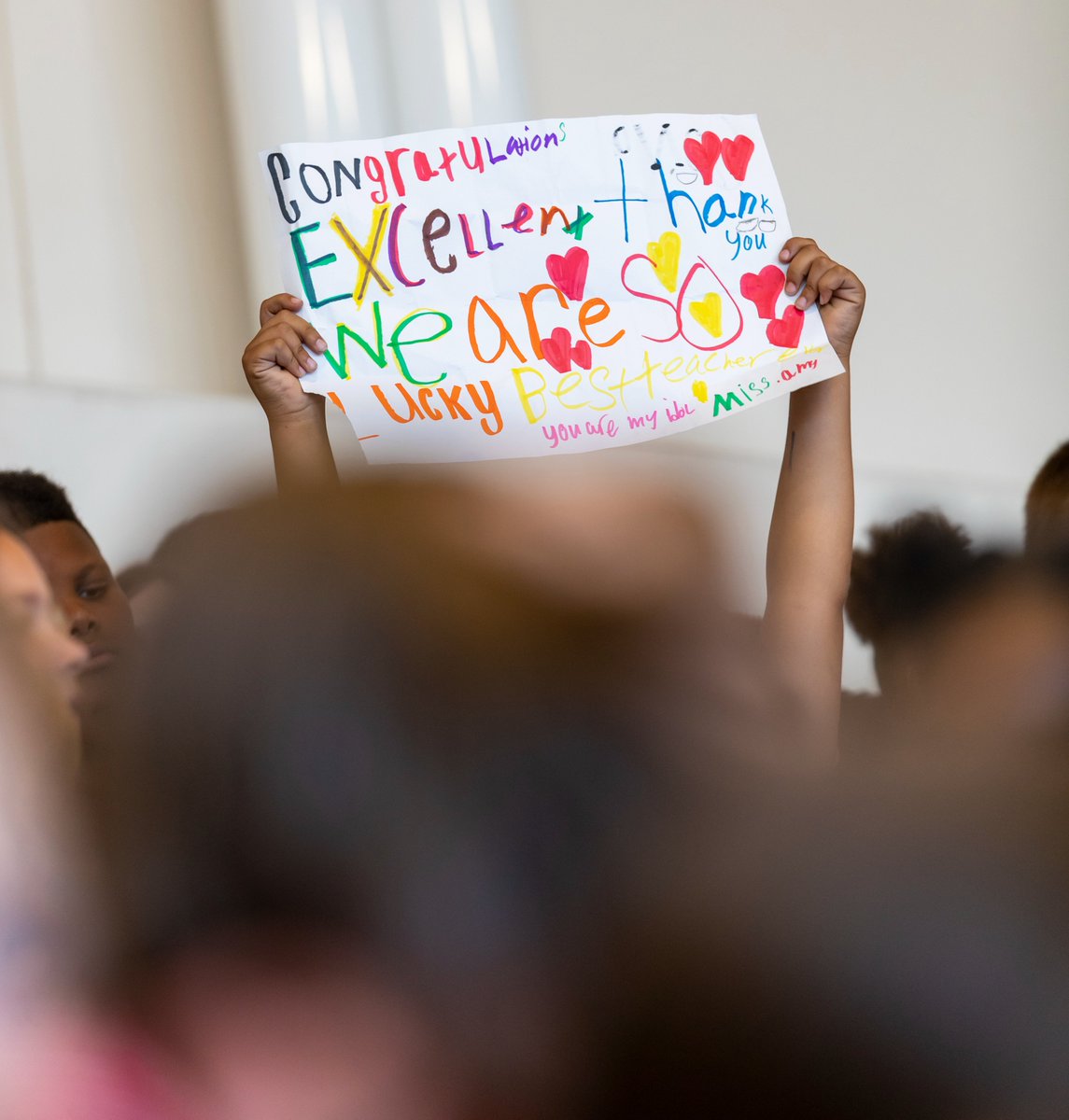 EVSC1's tweet photo. Congrats to our September Cause for Applause winner, Amy Schneider! Amy is a special education assistant at Cedar Hall Community School and is known for building great relationships and making everyone feel welcomed.
Thanks for all you do, Ms. Amy! #BetterTogether #WeAreEVSC https://t.co/BbeutaAQdg