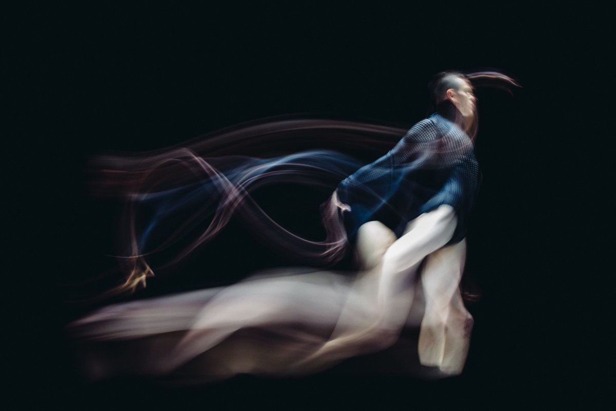 daveko's tweet image. I just re-listed my genesis NFT on Foundation!

“Moving Still // Vol.I-Var.I” for sale on @foundation  🌐

foundation.app/@daveko/Moving…