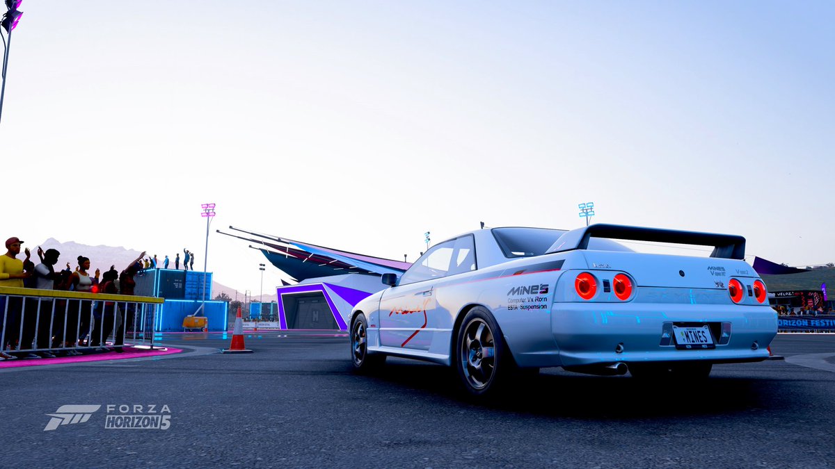 mad_officially's tweet photo. #ForzaHorizon5 #XboxShare #Nissan #Skyline #GTR #MinesMotorSports 1993 Nissan skyline GTR v-spec with mines livery, share code 104 748 521 https://t.co/Qt8YUhFBQR