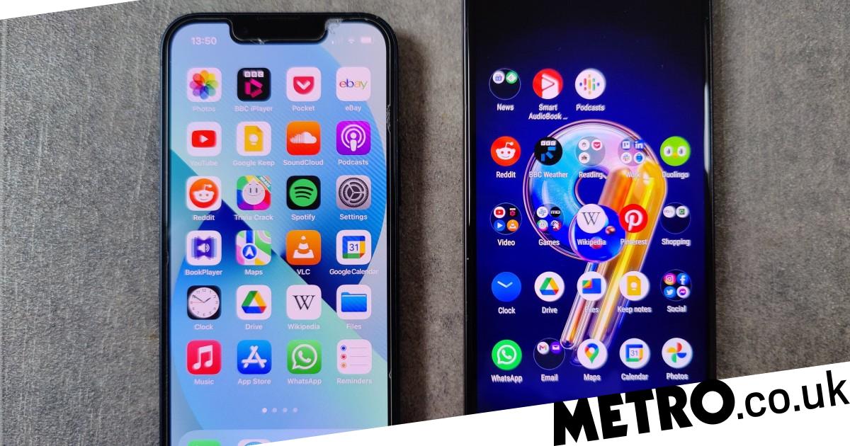 1stPointComms's tweet photo. This is an interesting article. I'm often asked about smaller handsets, so here it is... Mobile Phone reviews for the smaller handsets:
https://t.co/mbKcEVWGbF
#businessphones #mobilephones #upgrading #mobiles #phones #workphones #business #worcestershirehour #phonereviews https://t.co/8agLzTw1zJ