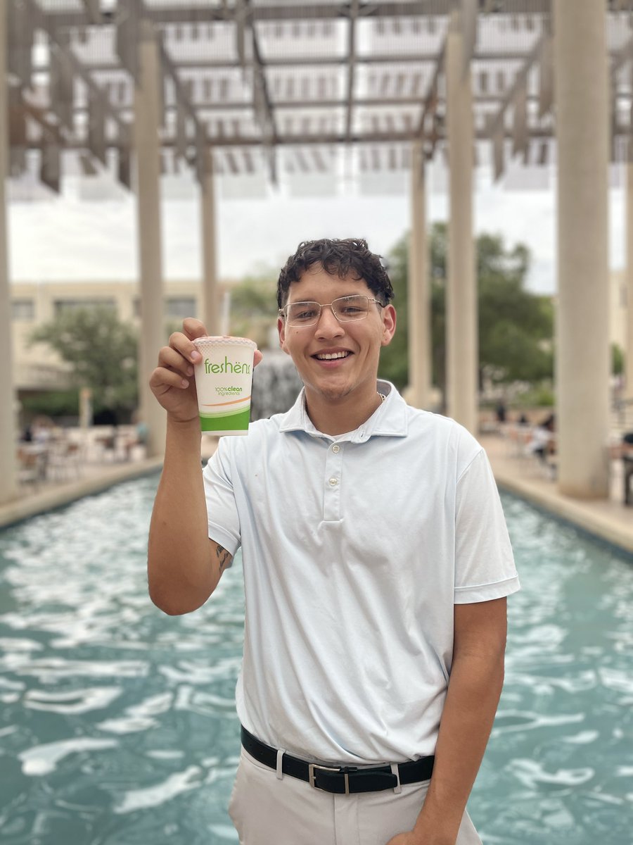 UTSADining's tweet photo. Have you tried Freshens yet? ๐ค We hear their Smoothies and Aรงaรญ Bowls are delicious! ๐๐
Comment below your favorite menu item. ๐
#utsa #utsadining #freshens #smoothie #smoothiebowl #acai #acaibowl #healthieroptions https://t.co/5kFl1oPMUl