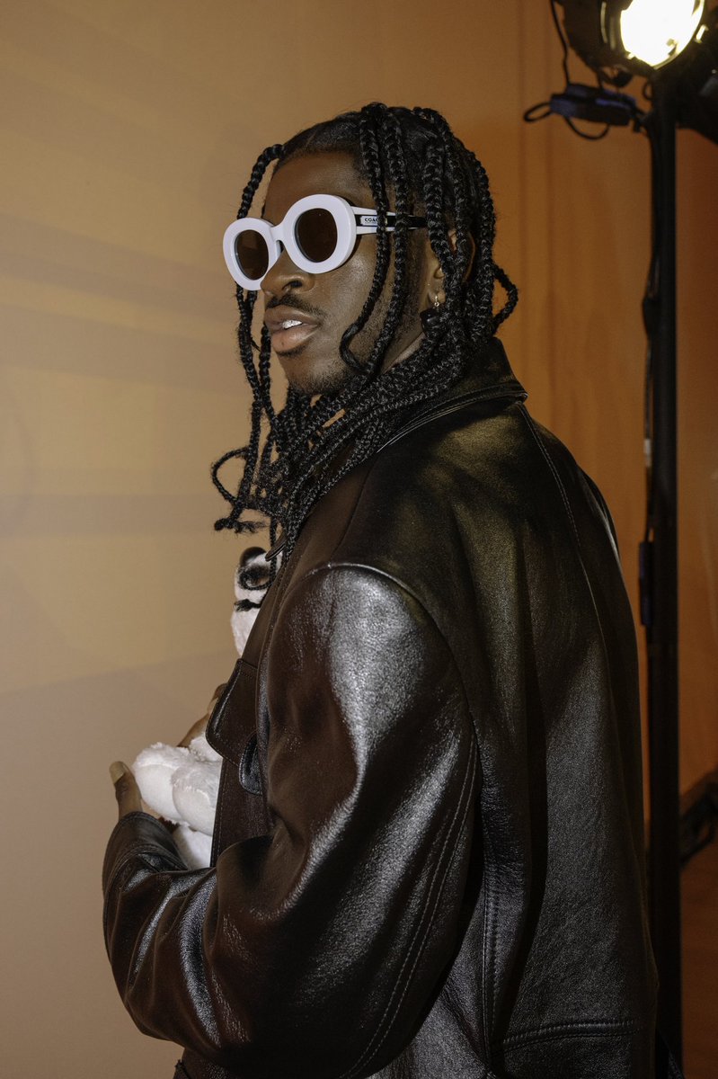 LilNasX's tweet photo. omg we making rent this month yall! i’m the new GLOBAL ambassador for @coach https://t.co/wCWVII2t7p