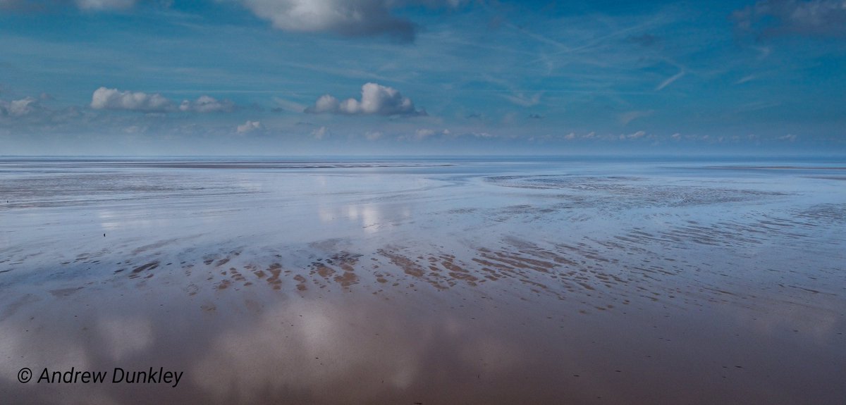 adunkley44's tweet photo. A couple of hours sat watch out over The Wash at Snettisham yesterday. @DJIGlobal @NorfolkWT #Snettisham https://t.co/puVNznU1Vh