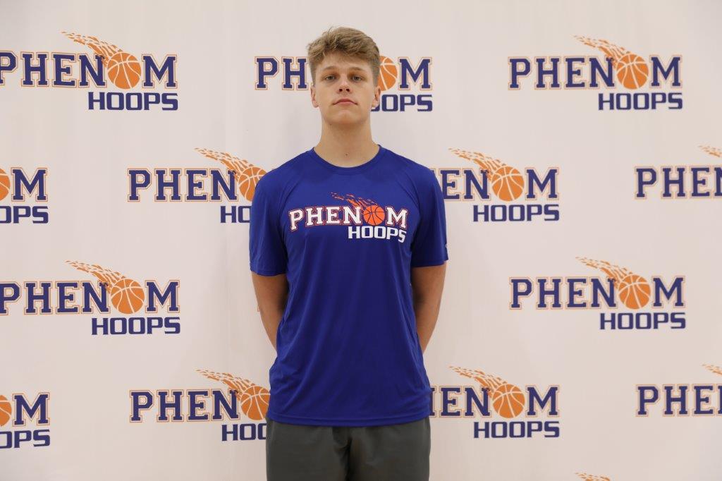 Phenom_Exposure tweet media