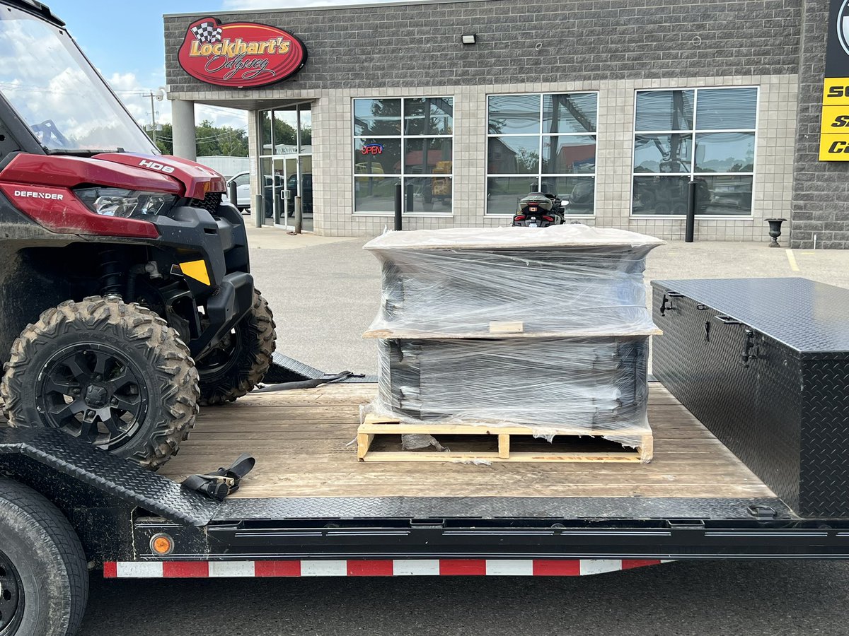 GlenneyAg's tweet photo. Hopefully these will help this fall! #teamtracks https://t.co/7thBqyoRI7