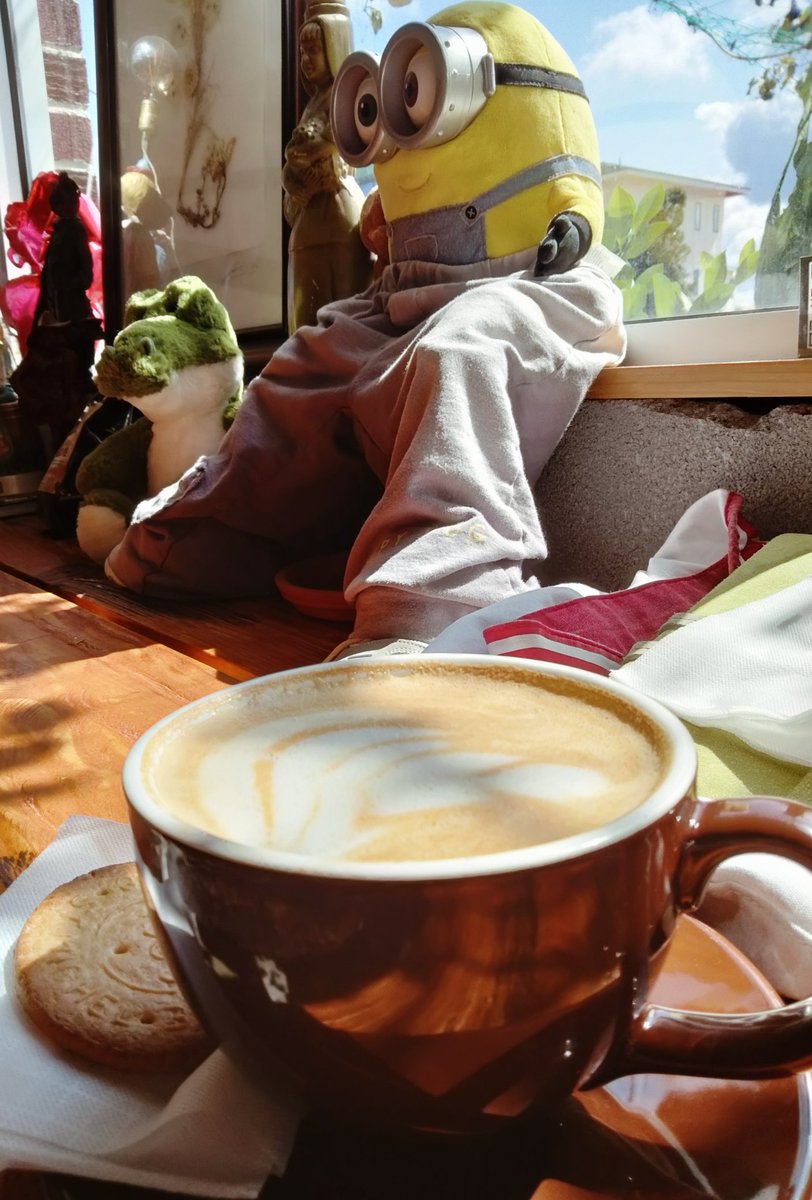 atlcolorist's tweet photo. @takeuchifilm Caramel latte with oat milk #jpresso #hapeville #dailysips https://t.co/SkJqycyK3D