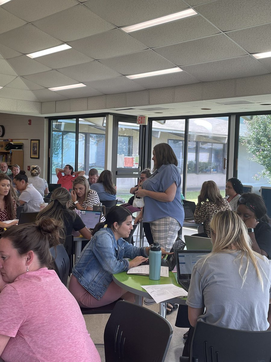 mickiharris03's tweet image. @Lowery_Leslie and I providing #ABE training to @RFESTigers #MTSS #CoreBehavior @HokeCoSchools