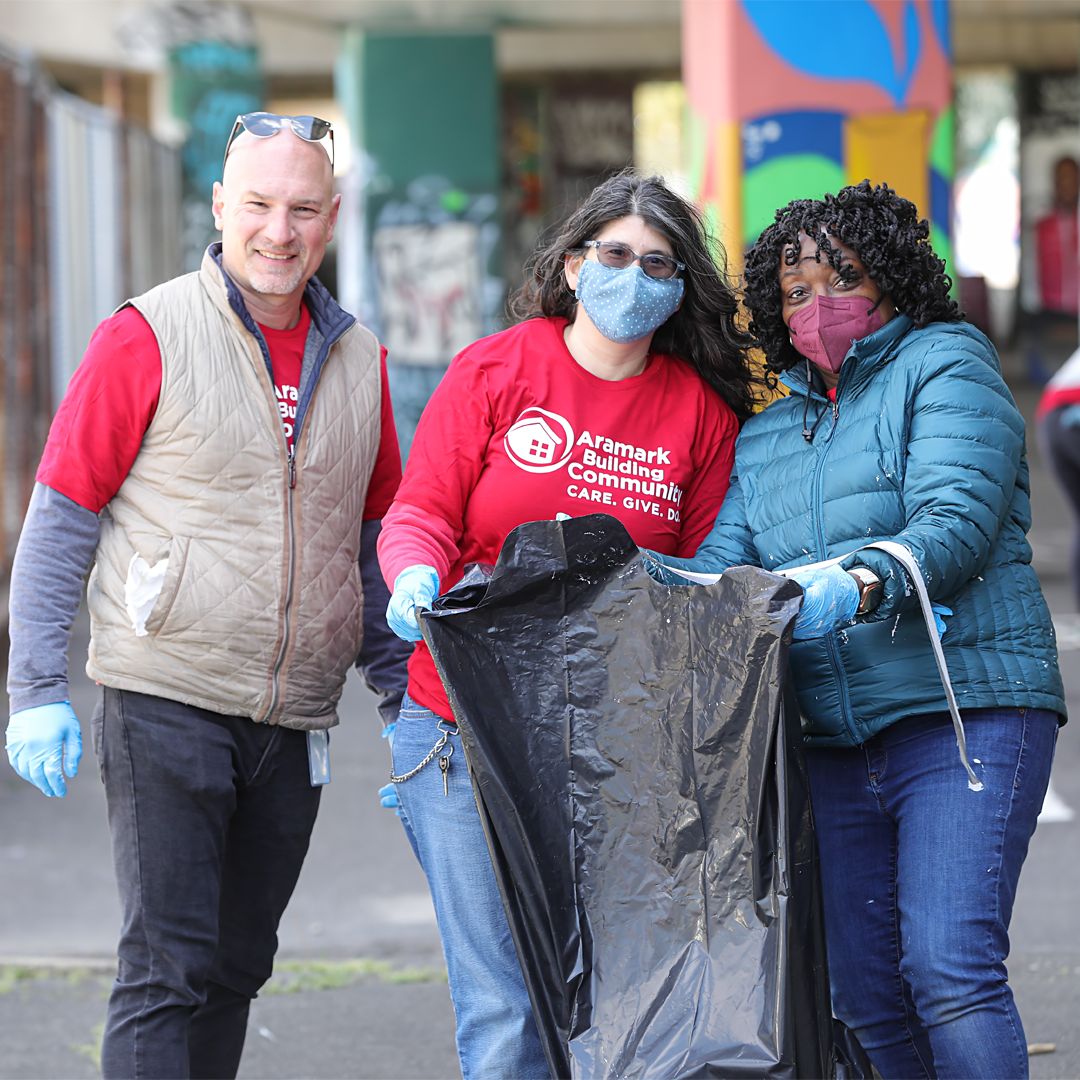 AramarkCareers's tweet image. We're counting down the days until Aramark Building Community Day — our global day of service! Who's excited? ⭐  Follow along for more #ABCDay content coming soon! #AramarkVolunteer #LifeAtAramark