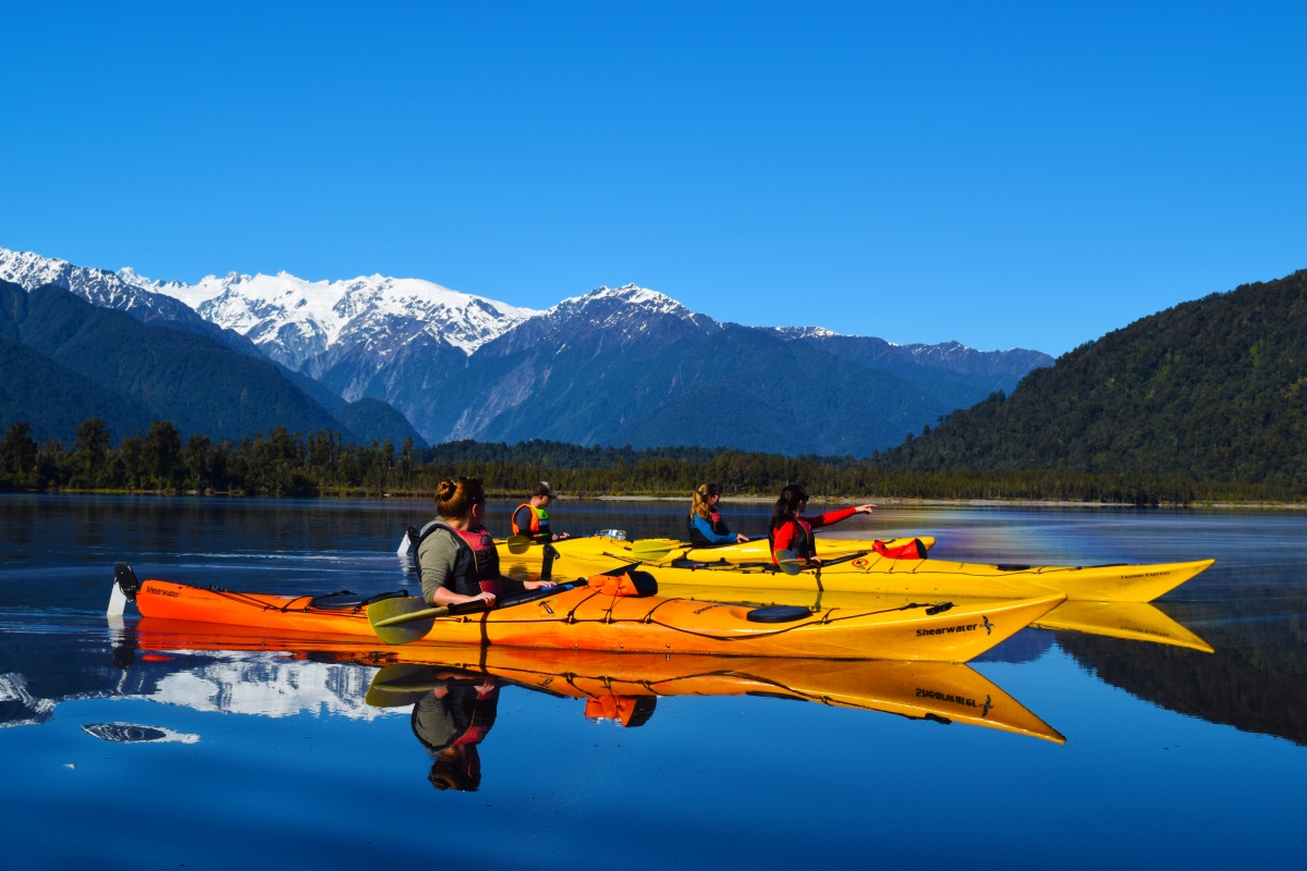 BPKGuide's tweet image. 🌊 Is kayaking on a glacial lake on your bucket list? Head to Lake Mapourika near Franz Josef!
#nzmustdo #nzpocketguide #purenz #destinationnz #instatravel #newzealandvacations #travelnewzealand #visitnewzealand #newzealandtrip #travelnz #newzealandguide #nz #newzealand