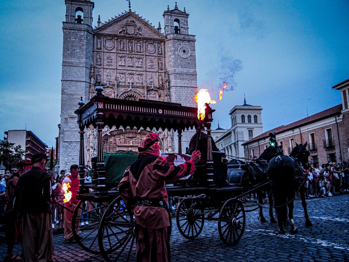 Valladolid rememora el funeral del héroe irlandés Red Hugh O’Donnell con una recreación histórica con motivo del 420 aniversario de su fallecimiento #redhughodonnellmemorial ☘️