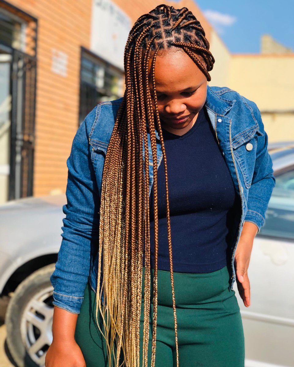 Ombré braids —53099705 for appointments 
#Lstwitter #maseru #Lesotho #hairstyle #africanbraids